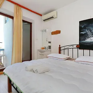 https://apartmani-stanka-joso.hotelinzadar.com